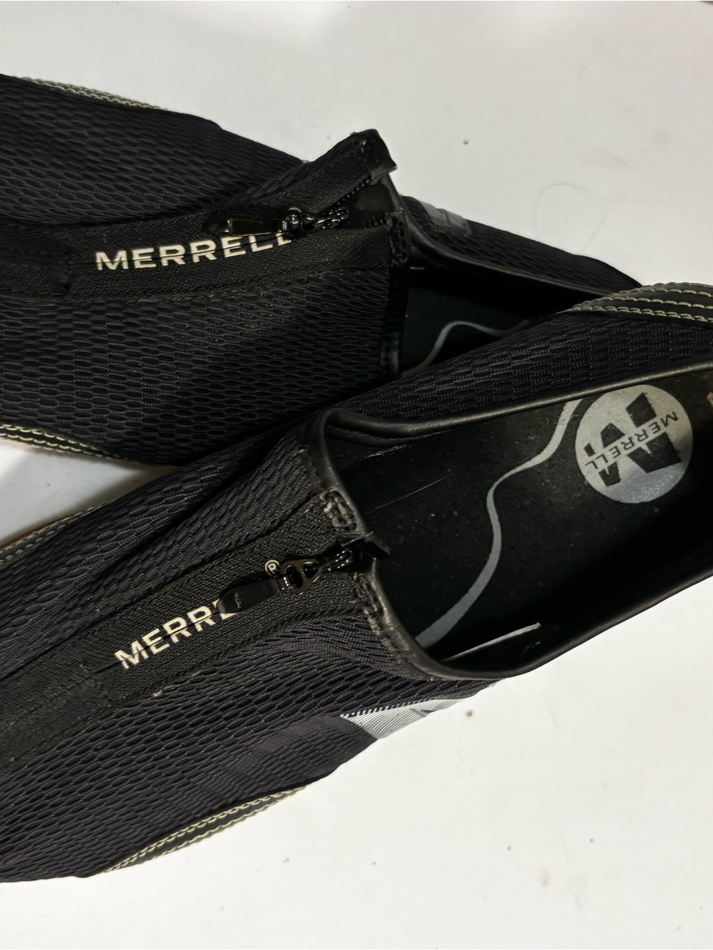 Men's shoe subcategory classification